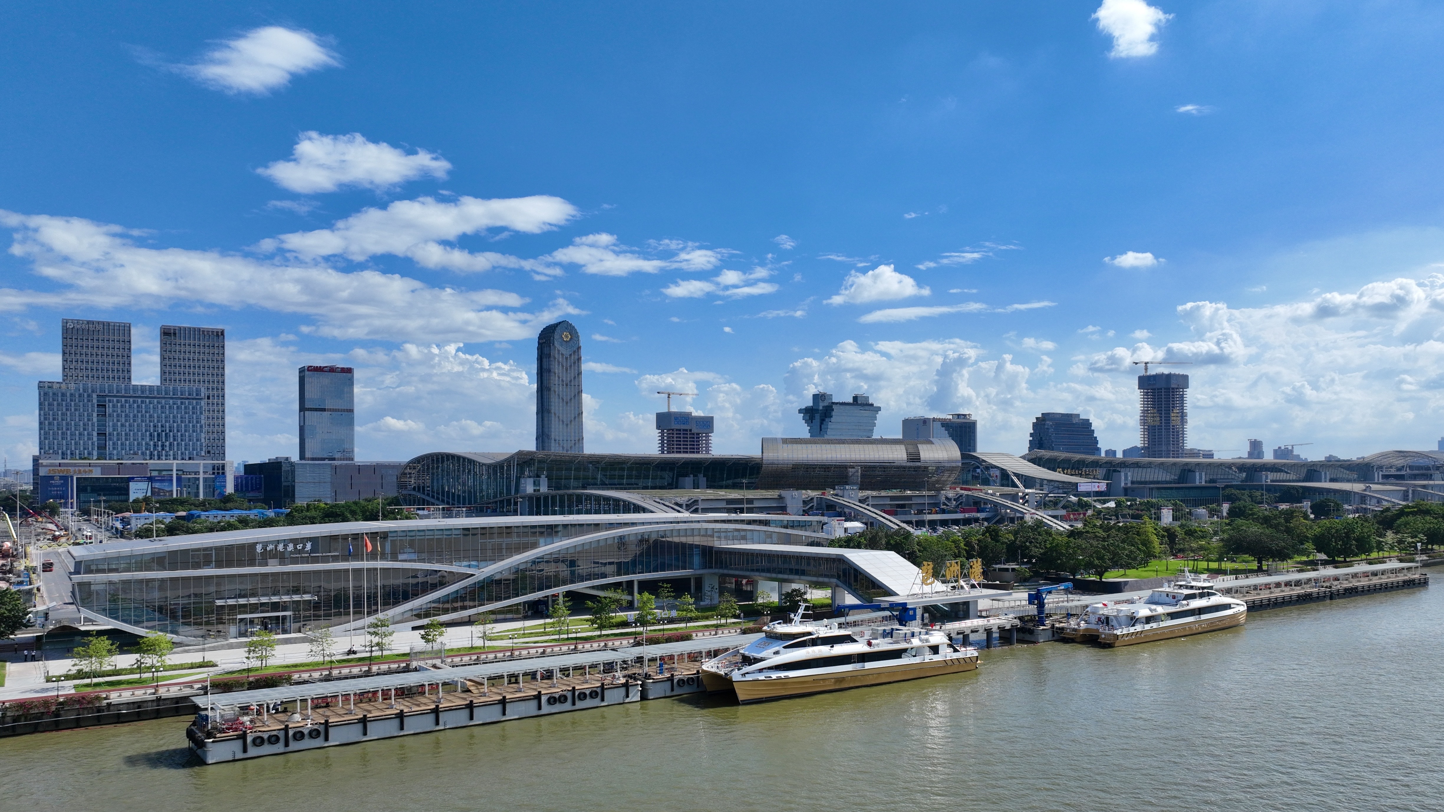 廣州琶洲港澳客運碼頭首航